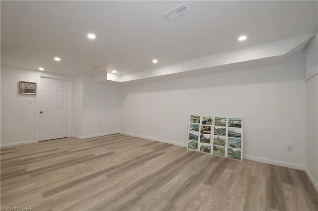 Additional image 37 of 50 Westmount Rd Unit 8