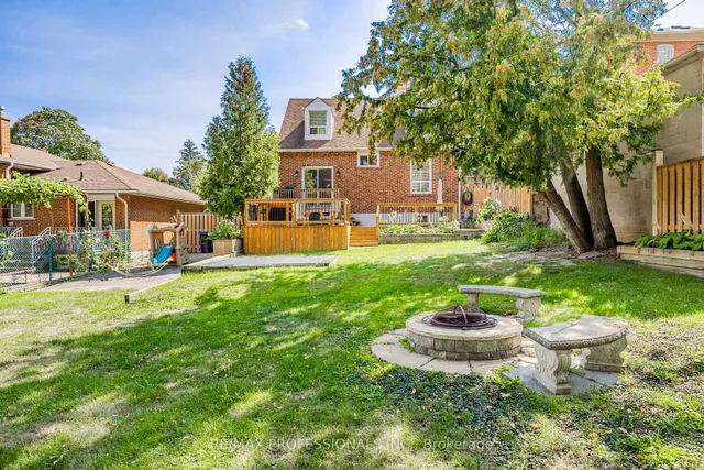 Additional image 29 of 2236 Lawrence Ave