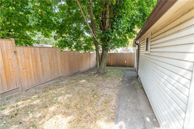 Additional image 32 of 12 Shea Cres