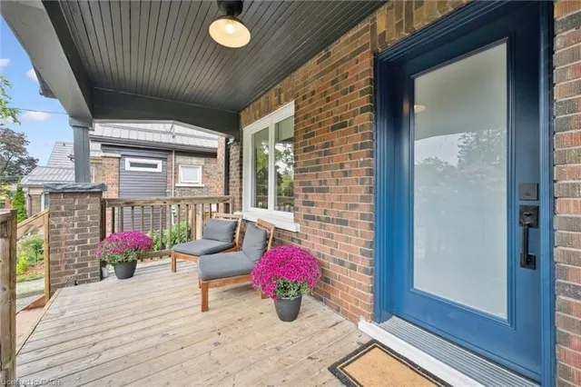 Additional image 2 of 100 Dekay St