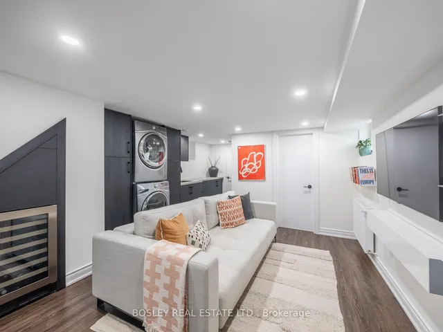 Additional image 33 of 25 Newman Ave