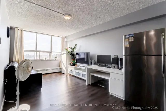 Additional image 2 of 200 Lotherton Ptwy Unit 1108