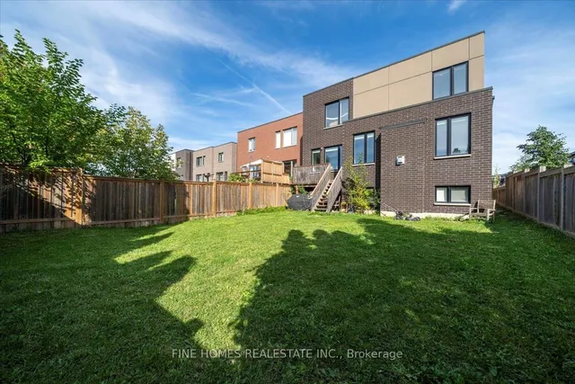 Additional image 44 of 18 STANLEY GREENE Blvd