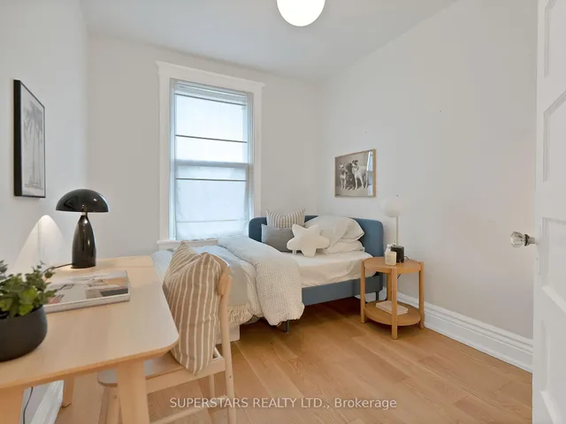 Additional image 24 of 11 Carling Ave