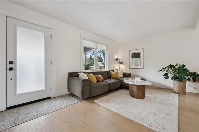 Additional image 7 of 100 Dekay St