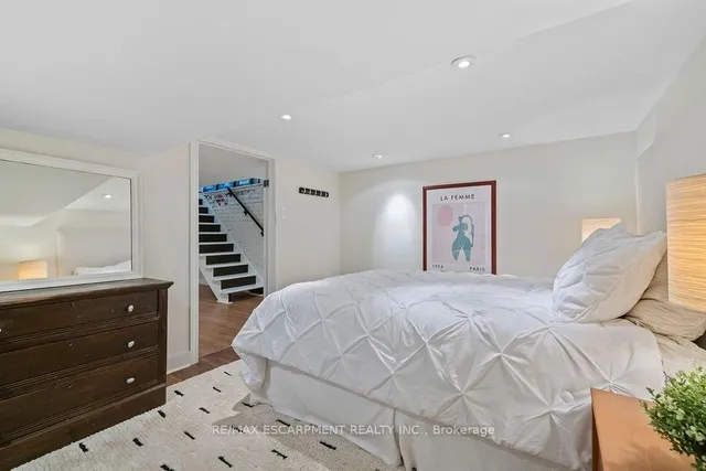 Additional image 28 of 406 Margueretta St