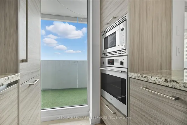 Additional image 13 of 2221 Yonge St Unit 3109