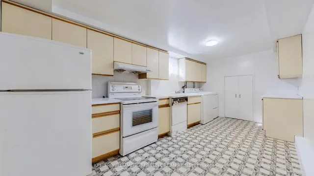 Additional image 42 of 15 Thistlewaite Cres