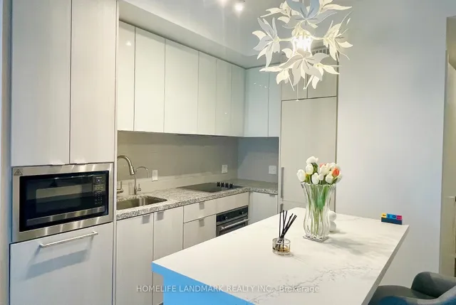 Additional image 9 of 125 Blue Jays Way Unit 2903