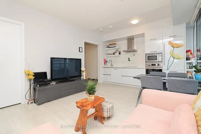 Additional image 11 of 2221 Yonge St Unit 1011