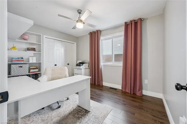 Additional image 19 of 264 Grey Fox Dr