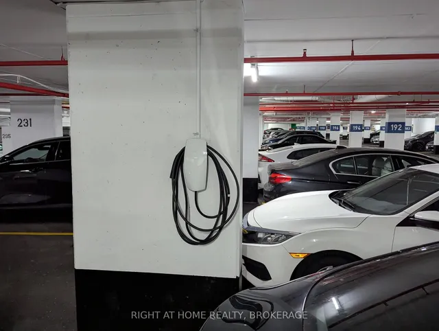 Additional image 23 of 550 Queens Quay W Quay Unit 608