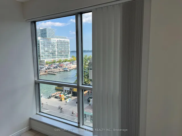 Additional image 20 of 10 Queens Quay Unit 607