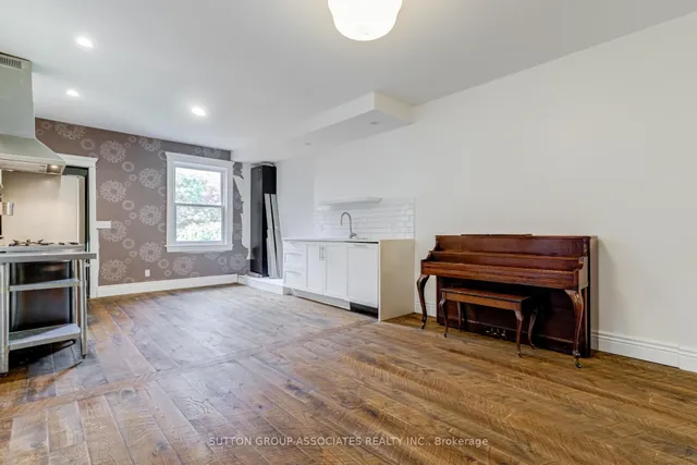 Additional image 9 of 960 Shaw St