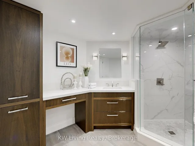 Additional image 21 of 30 Greenfield Ave Unit 1104