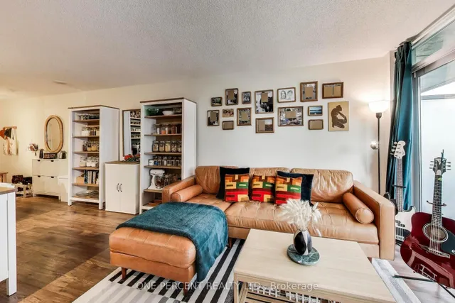 Additional image 4 of 38 Joe Shuster Way Unit 723