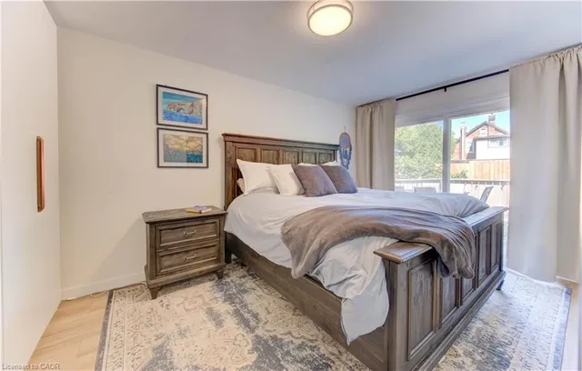 Additional image 26 of 76 Kenwood Dr