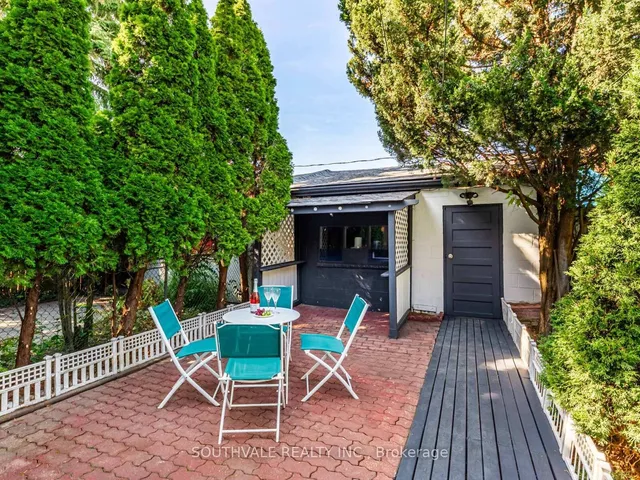 Additional image 35 of 104 Dearbourne Ave