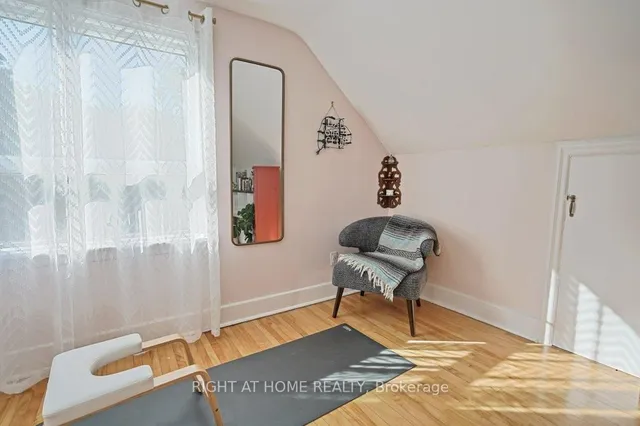 Additional image 32 of 473 Victoria Ave