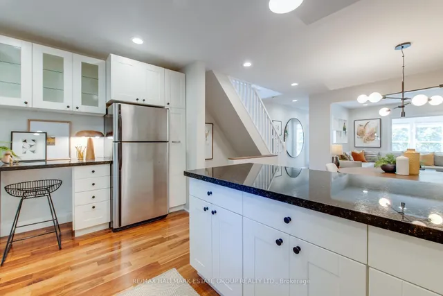 Additional image 17 of 23 Caroline Ave