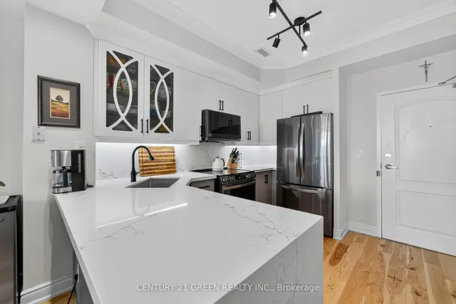 Additional image 6 of 3531 Lake Shore Blvd Unit 316