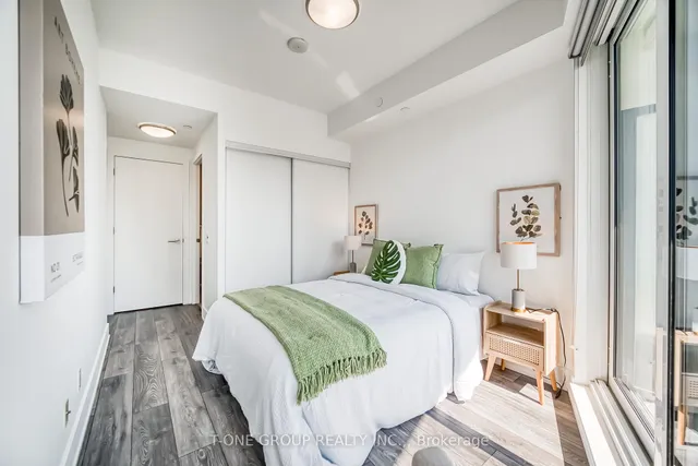 Additional image 18 of 403 Church St Unit 2102