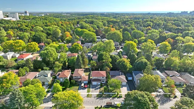 Additional image 31 of 154 Merkley Sq