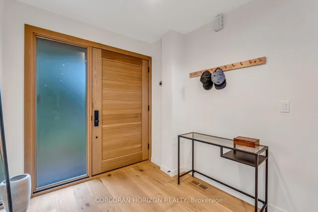 Additional image 3 of 12 Barvale Crt