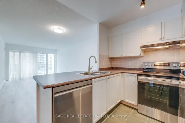 Additional image 10 of 600 Queens Quay Unit 531