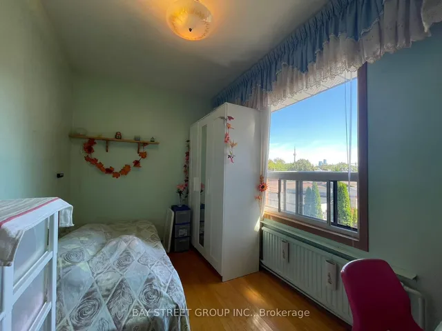 Additional image 8 of 543 Crawford St