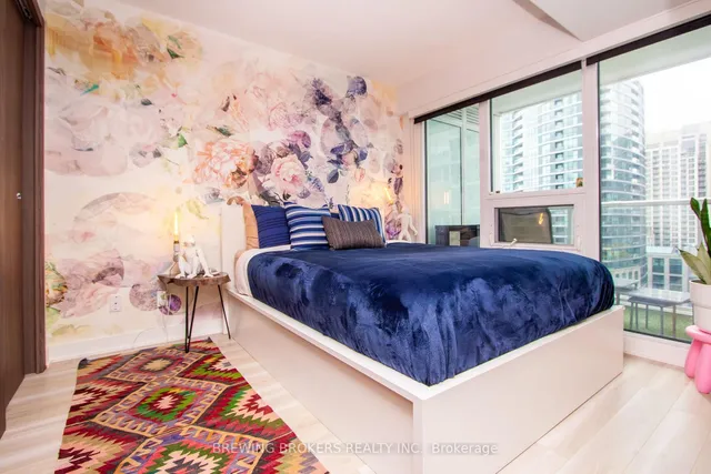 Additional image 3 of 17 Bathurst St Unit 1503