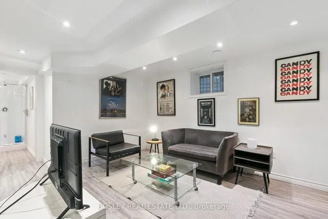 Additional image 40 of 52 Rowanwood Ave