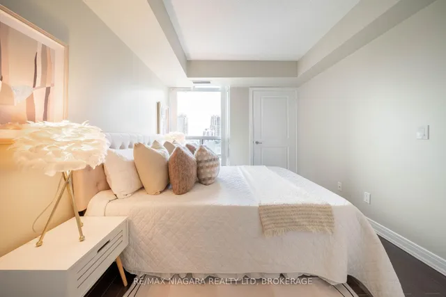 Additional image 24 of 31 Bales Ave Unit 1116