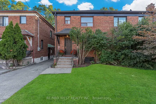 Additional image 2 of 215 Jane St