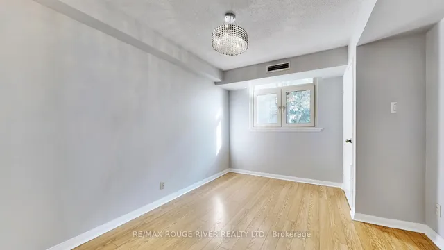 Additional image 7 of 40 Chichester Pl Unit 203