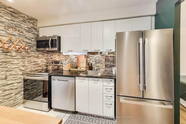 Additional image 6 of 38 Joe Shuster Way Unit 723