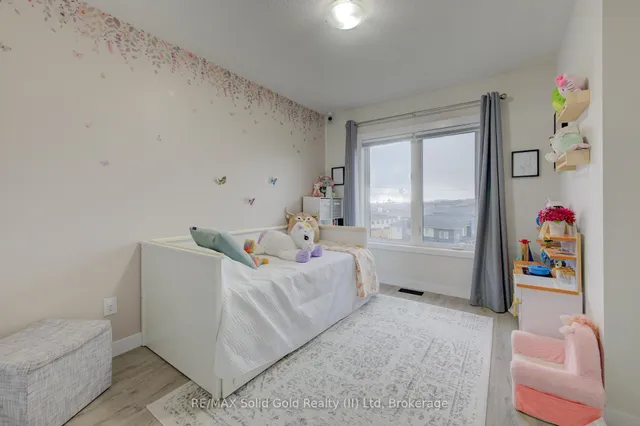 Additional image 22 of 160 Rochefort St Unit A4