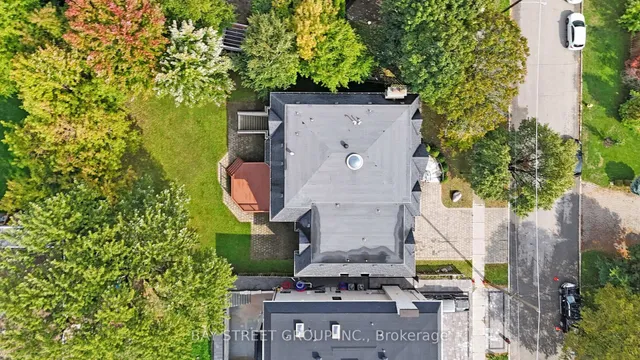 Additional image 49 of 112 Centre Ave