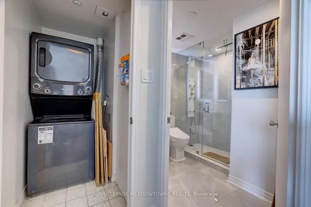 Additional image 17 of 600 Queens Quay Unit 633