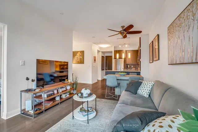 Additional image 21 of 18 Yorkville Ave Unit 306