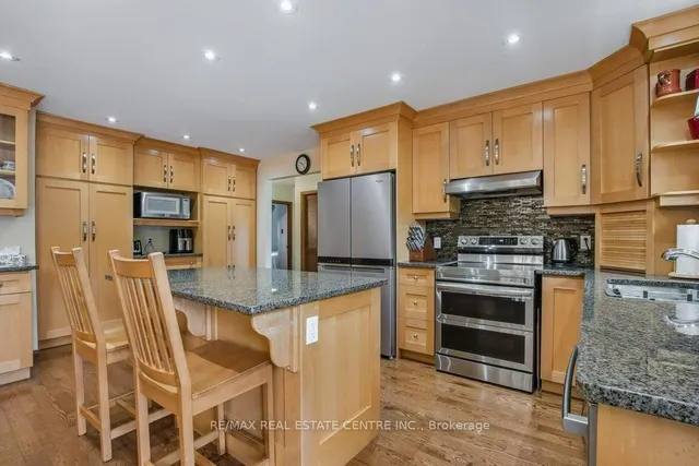 Additional image 3 of 28 Meadow Cres