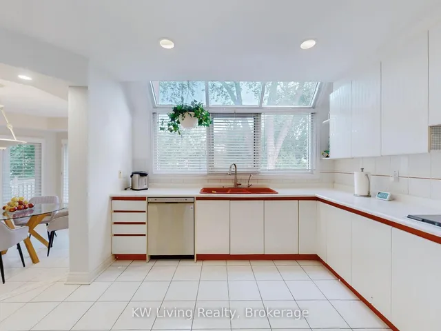 Additional image 10 of 389 Kingsdale Ave
