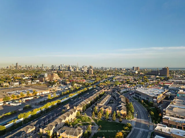 Additional image 43 of 71 Birdstone Cres Unit 52