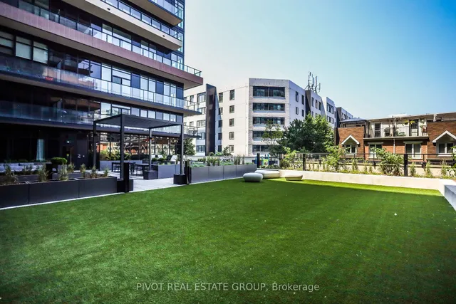 Additional image 22 of 285 Dufferin St Unit 715