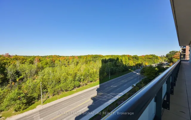 Additional image 40 of 10 In On The Park Dr Unit 105