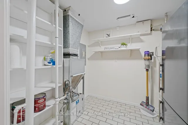 Additional image 28 of 360 Bloor St Unit 301