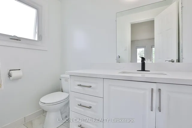 Additional image 20 of 72 Bushmills Sq