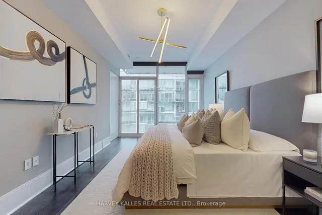 Additional image 23 of 29 Queens Quay Unit 813