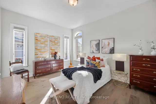 Additional image 30 of 11 Compton Cres