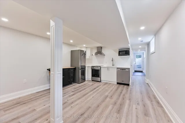 Additional image 23 of 972 Cosburn Ave